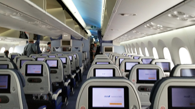 プノンペン行き機内