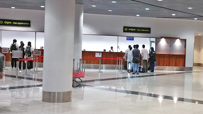 カンボジア国際空港入国審査場